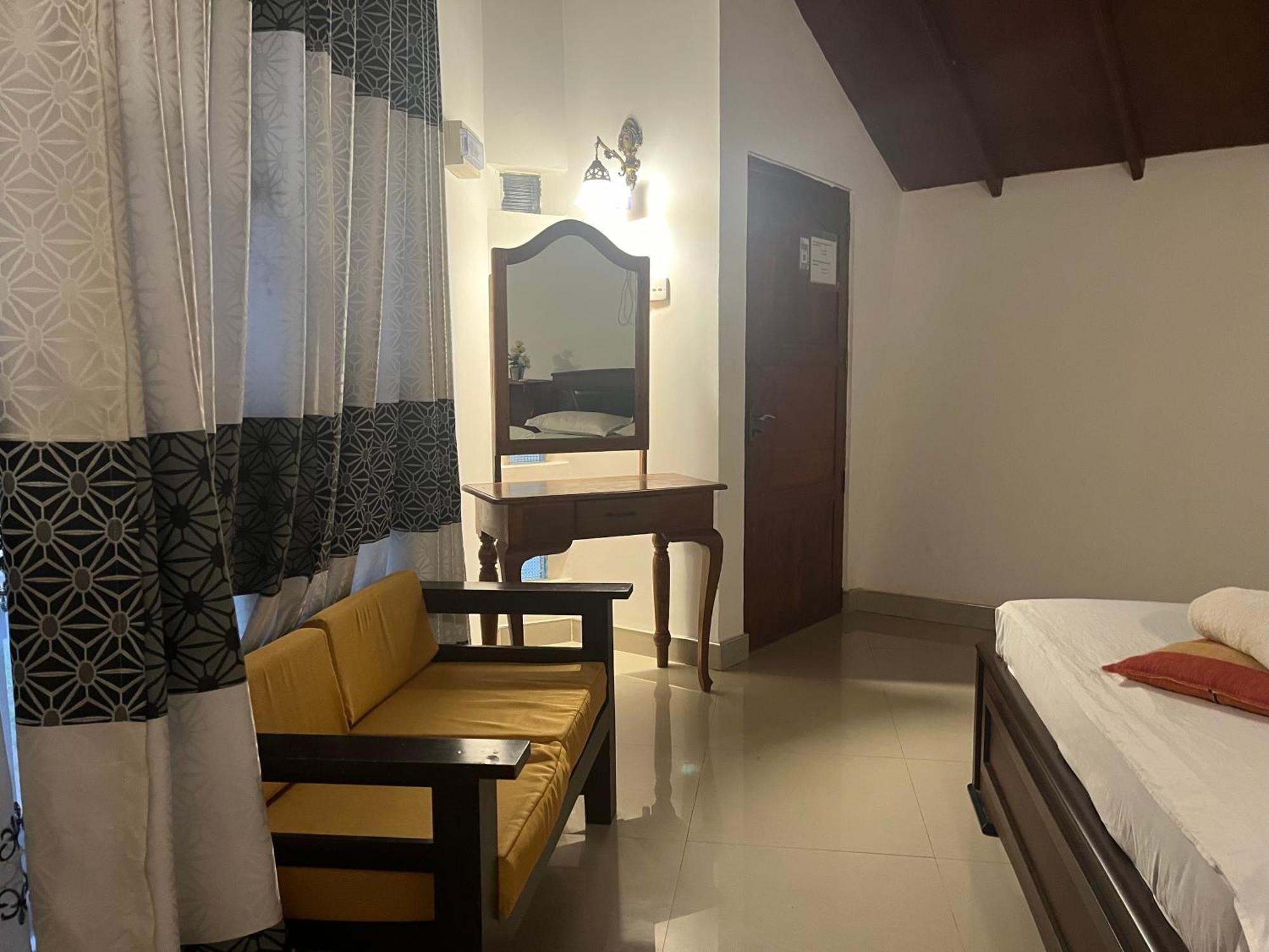 Royal Green Garden - Puttalam Exterior photo